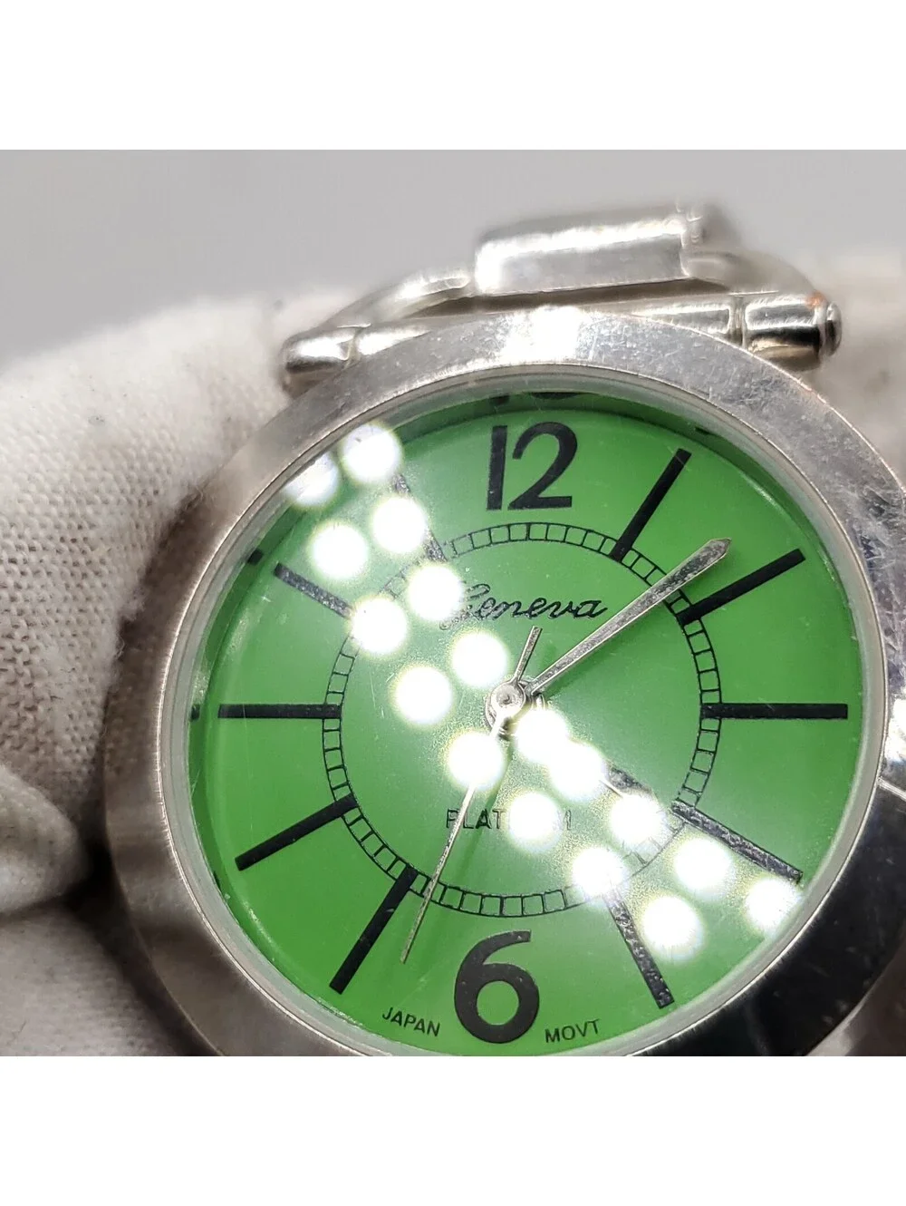 Geneva Platinum Womens Watch 34mm Green Silver Cuff Band New Battery